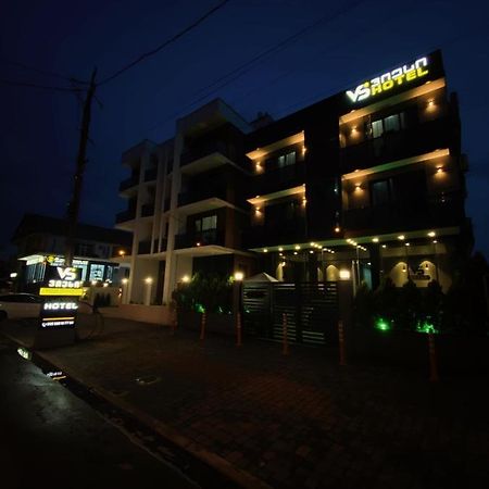 Guest House VS Kobuleti Extérieur photo