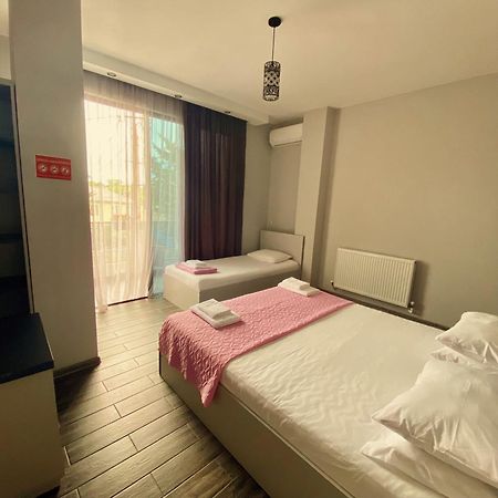 Guest House VS Kobuleti Extérieur photo